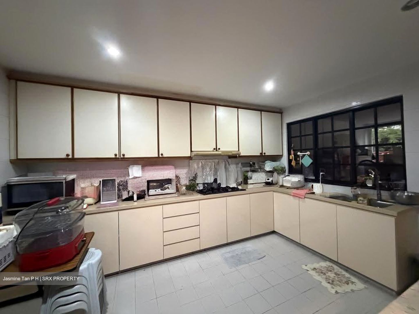 Yunnan Gardens (D22), Terrace #629760611
